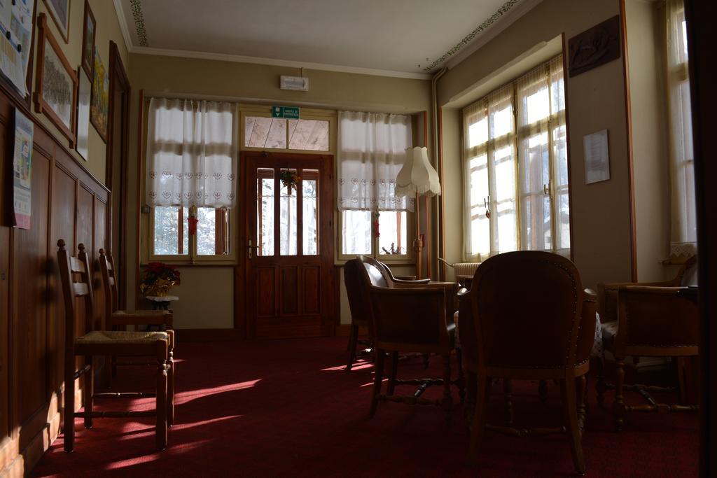 Hotel Villa Tedaldi Gressoney-Saint-Jean Buitenkant foto