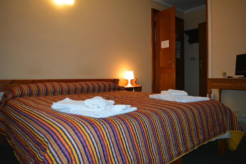 Hotel Villa Tedaldi Gressoney-Saint-Jean Buitenkant foto