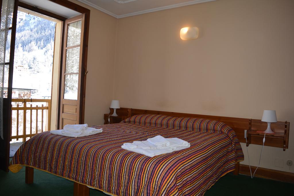 Hotel Villa Tedaldi Gressoney-Saint-Jean Buitenkant foto